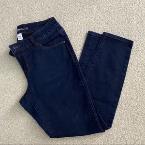 Style and Co Petite Curvy Jeans